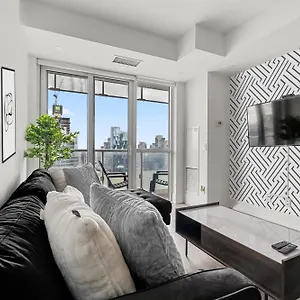 Luxury 2br Downtown Facing Cn Tower Toronto