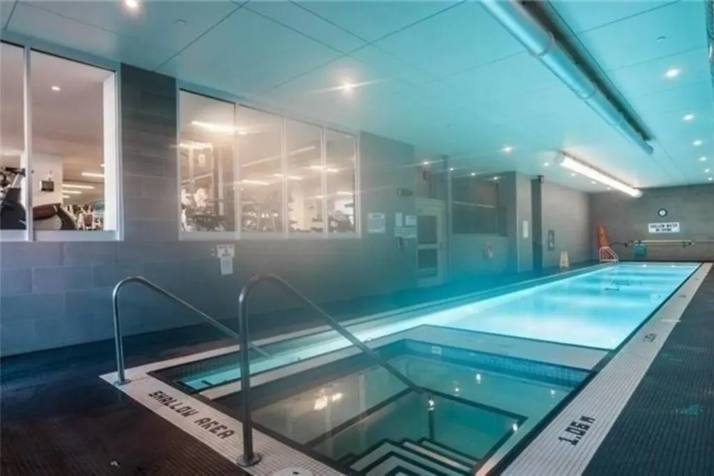 Luxury Suite Downtown Toronto Near Cn Tower Apartment