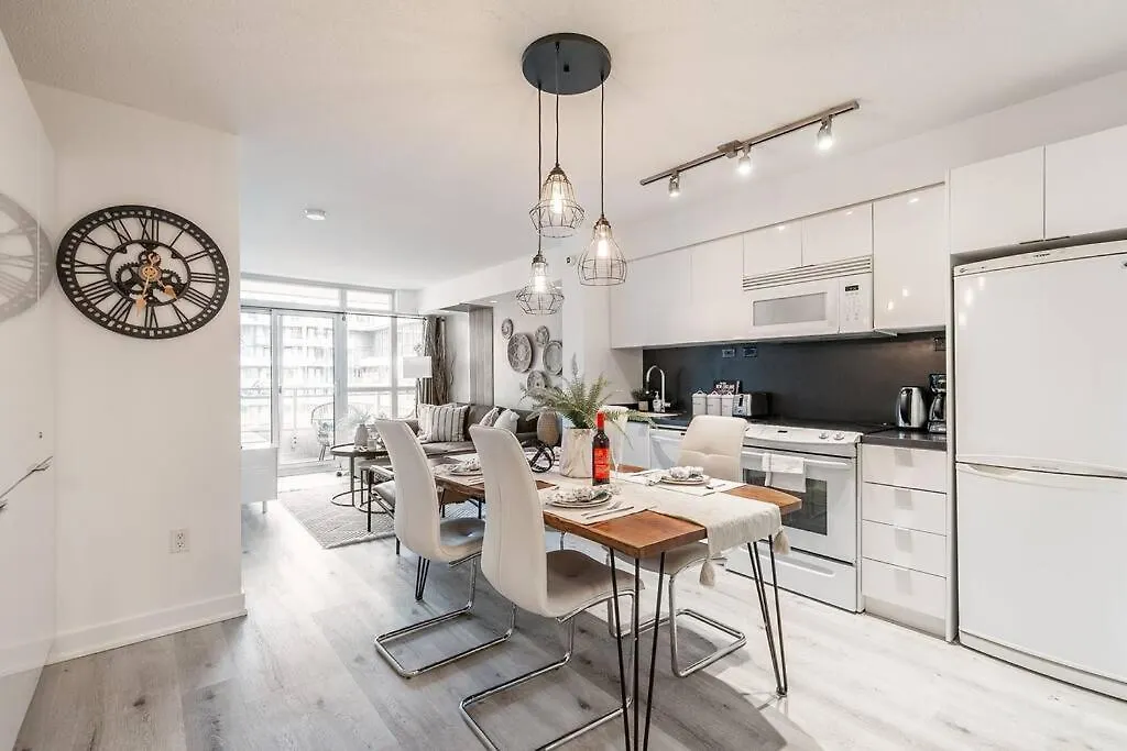 Apartment Luxury Suite Downtown Toronto Near Cn Tower Canada
