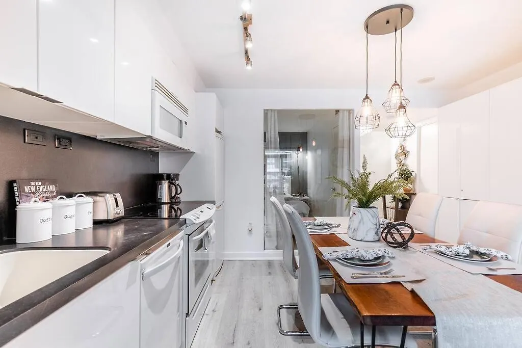Apartment Luxury Suite Downtown Toronto Near Cn Tower Canada