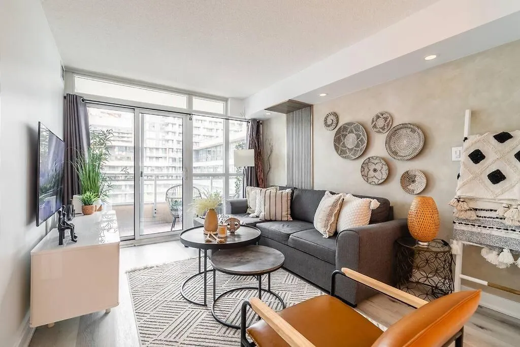 Luxury Suite Downtown Toronto Near Cn Tower Canada