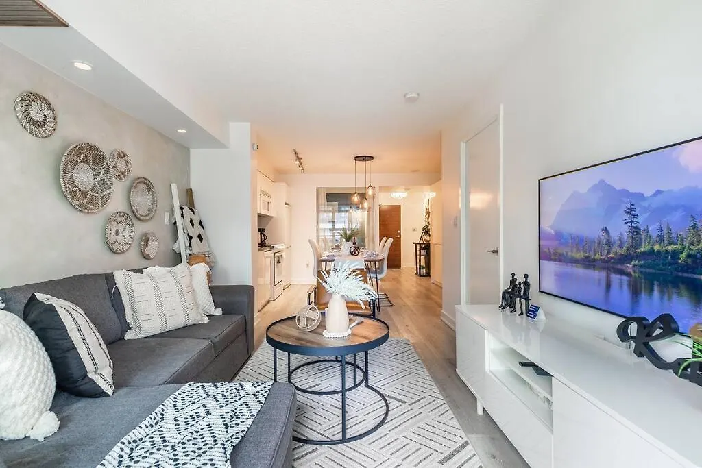 Luxury Suite Downtown Toronto Near Cn Tower